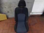 Sitz vorne links mechanisch höhenverstellbar (Klimaanlage Fensterheber vorn elektrisch Aussenspiegel elektrisch heizbar)