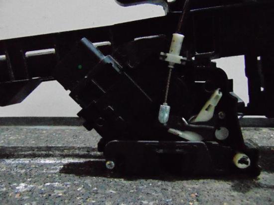 Türschloss hinten rechts 4M5A-A26412-BE Ford Focus II Turnier und Stufenheck (Typ:DA3) Focus Style Bild Türschloss hinten rechts 4M5A-A26412-BE Ford Focus II Turnier und Stufenheck (Typ:DA3) Focus Style