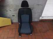 Sitz vorn rechts (Klimaanlage Fensterheber vorn elektrisch Aussenspiegel elektrisch heizbar)