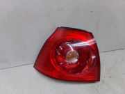 Rückleuchte links aussen (Climatic Radio R 100 10 Lautsprcher Seitenairbag hinten)