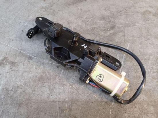 Heckklappe Verriegelung Heckscheibe BMW 5 TOURING (E39) 520I 110 KW 8362371 Bild Heckklappe Verriegelung Heckscheibe BMW 5 TOURING (E39) 520I 110 KW 8362371