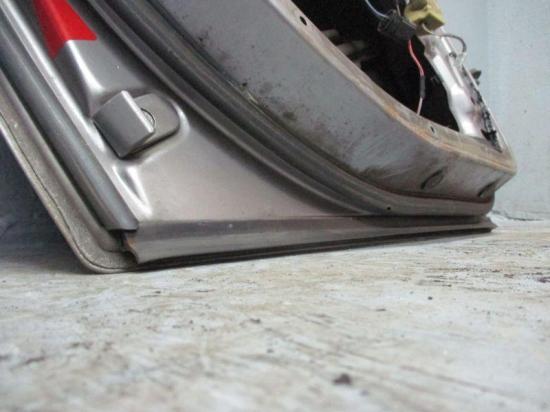 Tür Türe links hinten Aspensilber met. 339 BMW 5 (E39) 528I 142 KW Bild Tür Türe links hinten Aspensilber met. 339 BMW 5 (E39) 528I 142 KW