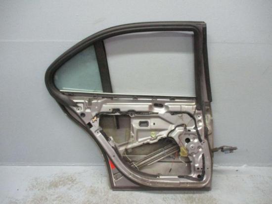 Tür Türe links hinten Aspensilber met. 339 BMW 5 (E39) 528I 142 KW Bild Tür Türe links hinten Aspensilber met. 339 BMW 5 (E39) 528I 142 KW