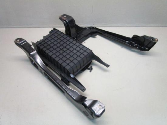 Sitz rechts vorn Sitzkonsole Konsole VW TOUAREG 7L 2.5 R5 02-06 128 KW 7L0881678 Bild Sitz rechts vorn Sitzkonsole Konsole VW TOUAREG 7L 2.5 R5 02-06 128 KW 7L0881678