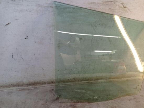 Türscheibe rechts hinten BMW 5 TOURING (E39) 520I 110 KW Bild Türscheibe rechts hinten BMW 5 TOURING (E39) 520I 110 KW