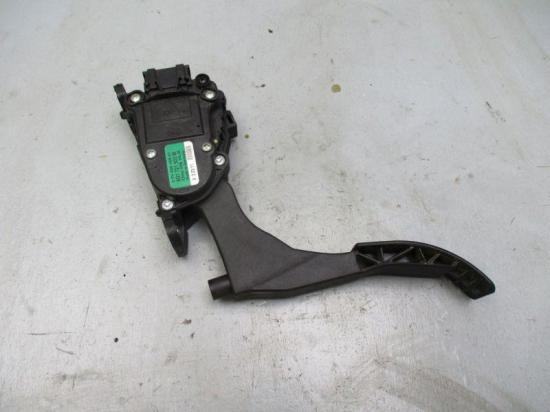 Gaspedal Gaspotenziometer Pedalwertgeber SEAT IBIZA 4 IV 6J1 6P5 2.0 TDI 105 KW 6Q1721503M Bild Gaspedal Gaspotenziometer Pedalwertgeber SEAT IBIZA 4 IV 6J1 6P5 2.0 TDI 105 KW 6Q1721503M