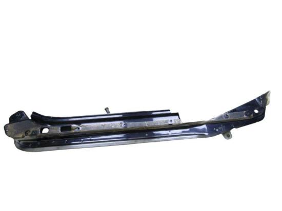 Kotflügel links Aufnahme Halter Längsträger VW TOUAREG 7L 2.5 R5 02-06 128 KW 7L6805175D Bild Kotflügel links Aufnahme Halter Längsträger VW TOUAREG 7L 2.5 R5 02-06 128 KW 7L6805175D