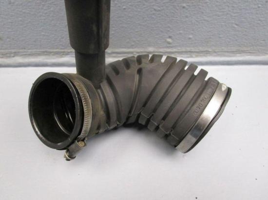 Ansaugschlauch, Luftfilter MERCEDES C-KLASSE (W202) C 220 CDI 92 KW A6110161024 A6110940409 Bild Ansaugschlauch, Luftfilter MERCEDES C-KLASSE (W202) C 220 CDI 92 KW A6110161024 A6110940409