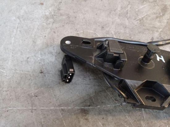 Heckklappe Verriegelung Heckscheibe BMW 5 TOURING (E39) 520I 110 KW 8362371 Bild Heckklappe Verriegelung Heckscheibe BMW 5 TOURING (E39) 520I 110 KW 8362371