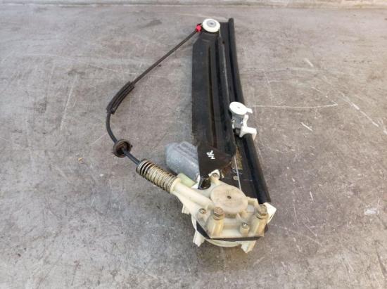 Fensterheber rechts hinten mit Fensterhebermotor BMW 5 TOURING (E39) 520I 110 KW 8360511 Bild Fensterheber rechts hinten mit Fensterhebermotor BMW 5 TOURING (E39) 520I 110 KW 8360511