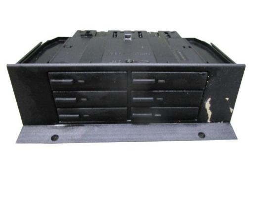 Mittelkonsole vorne Kassettenfach MERCEDES C-KLASSE (W202) C 280 142 KW 2026800079 Bild Mittelkonsole vorne Kassettenfach MERCEDES C-KLASSE (W202) C 280 142 KW 2026800079