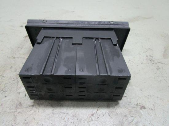 Mittelkonsole vorne Kassettenfach MERCEDES C-KLASSE (W202) C 280 142 KW 2026800079 Bild Mittelkonsole vorne Kassettenfach MERCEDES C-KLASSE (W202) C 280 142 KW 2026800079
