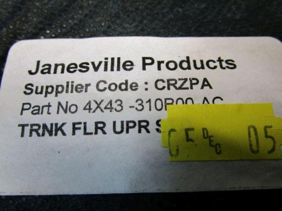 Bodenbelag Kofferraum JAGUAR X-TYPE (CF1) 2.2 D 114 KW 4X43-310B00-AC Bild Bodenbelag Kofferraum JAGUAR X-TYPE (CF1) 2.2 D 114 KW 4X43-310B00-AC