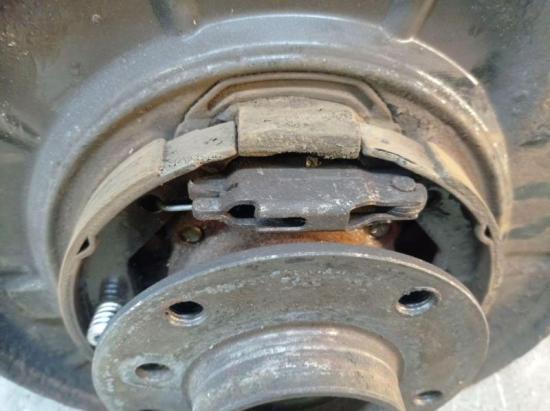 Achsschenkel Radnabe rechts hinten BMW 5 TOURING (E39) 520I 110 KW Bild Achsschenkel Radnabe rechts hinten BMW 5 TOURING (E39) 520I 110 KW