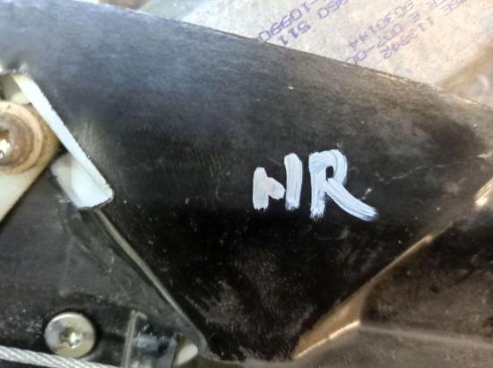 Fensterheber rechts hinten mit Fensterhebermotor BMW 5 TOURING (E39) 520I 110 KW 8360511 Bild Fensterheber rechts hinten mit Fensterhebermotor BMW 5 TOURING (E39) 520I 110 KW 8360511