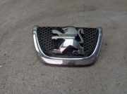 Emblem vorne PEUGEOT 207 WA, WC 1.6 HDI 66 KW 303002001