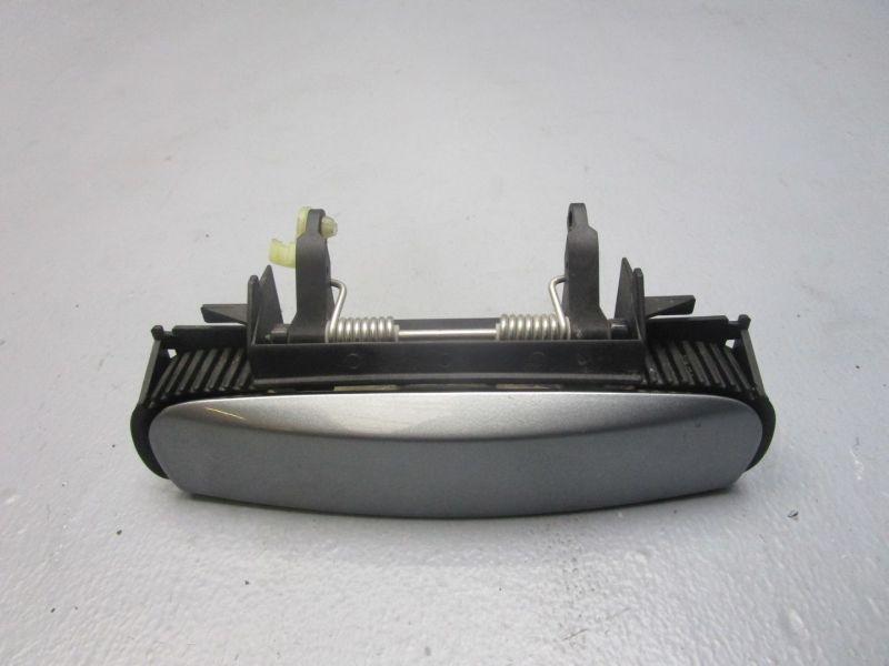 Türgriff Türaussengriff rechts vorn LY7G Quarzgrau Metallic AUDI A4 AVANT (8ED, B7) 2.0 TDI 103 KW 4B0839885 Bild Türgriff Türaussengriff rechts vorn LY7G Quarzgrau Metallic AUDI A4 AVANT (8ED, B7) 2.0 TDI 103 KW 4B0839885