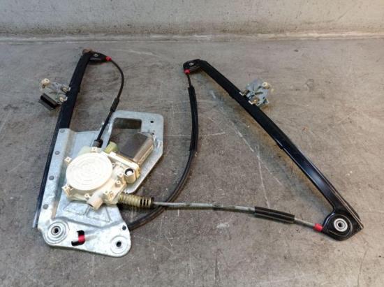 Fensterheber vorne rechts mit Fensterhebermotor BMW 5 TOURING (E39) 520I 110 KW 9030187 Bild Fensterheber vorne rechts mit Fensterhebermotor BMW 5 TOURING (E39) 520I 110 KW 9030187