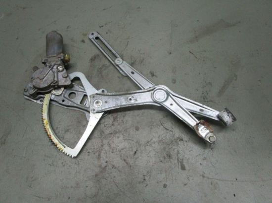 Motor Fensterheber rechts vorn MERCEDES C-KLASSE (W202) C 280 142 KW 0130821639 Bild Motor Fensterheber rechts vorn MERCEDES C-KLASSE (W202) C 280 142 KW 0130821639