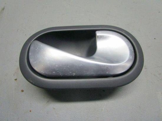 Türöffner innen Türinnengriff rechts hinten RENAULT GRAND SCENIC II 2 JM 1,6 83 KW 8200028486 Bild Türöffner innen Türinnengriff rechts hinten RENAULT GRAND SCENIC II 2 JM 1,6 83 KW 8200028486