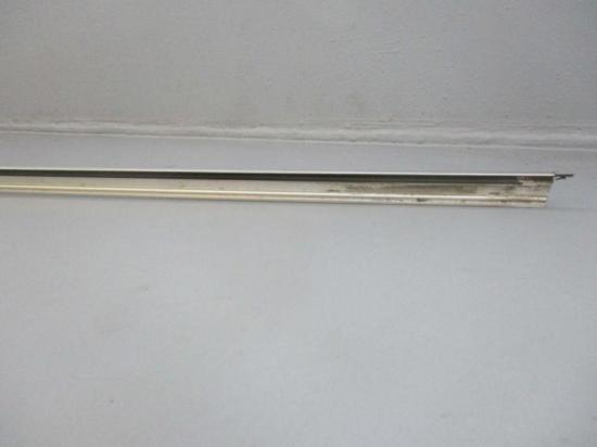 Zierleiste rechts Alu Fenster Dachholm PORSCHE CAYENNE (955) S 4.8 283 KW Bild Zierleiste rechts Alu Fenster Dachholm PORSCHE CAYENNE (955) S 4.8 283 KW