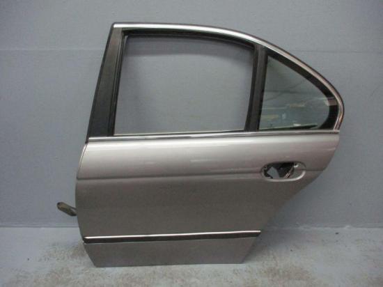 Tür Türe links hinten Aspensilber met. 339 BMW 5 (E39) 528I 142 KW Bild Tür Türe links hinten Aspensilber met. 339 BMW 5 (E39) 528I 142 KW