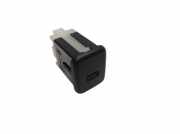 Radio USB-Anschluss OPEL CORSA E (X15) 1.4 TURBO 74 KW 13596807