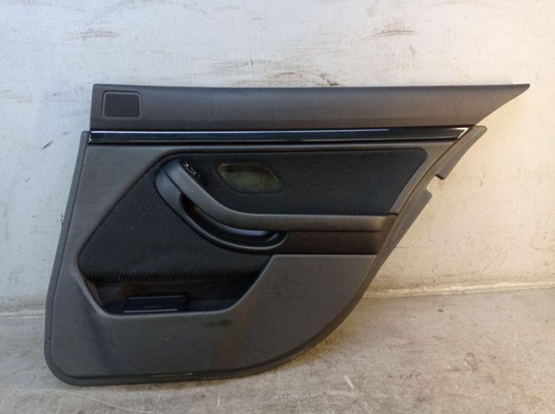 Türverkleidung Türpappe rechts hinten BMW 5 TOURING (E39) 520I 110 KW 8172212R Bild Türverkleidung Türpappe rechts hinten BMW 5 TOURING (E39) 520I 110 KW 8172212R