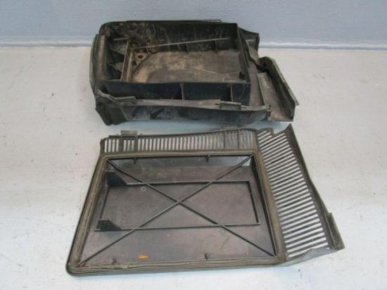 Pollenfilterkasten rechts BMW 5 (E39) 528I 142 KW 8364775 8364774 Bild Pollenfilterkasten rechts BMW 5 (E39) 528I 142 KW 8364775 8364774