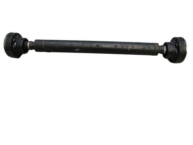 Kardanwelle vorne VW TOUAREG 7L 2.5 R5 02-06 128 KW 7L6521101C Bild Kardanwelle vorne VW TOUAREG 7L 2.5 R5 02-06 128 KW 7L6521101C