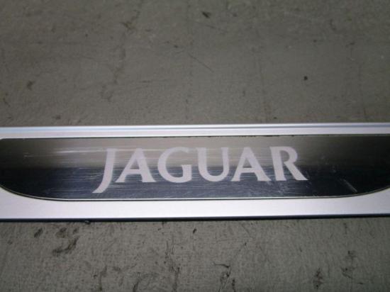 Einstiegsleiste Vorne JAGUAR X-TYPE (CF1) 2.2 D 114 KW 1X43-5413208-BC Bild Einstiegsleiste Vorne JAGUAR X-TYPE (CF1) 2.2 D 114 KW 1X43-5413208-BC