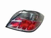 Rückleuchte Rücklicht rechts OPEL ASTRA H GTC (L08) 1.4 66 KW 13252444