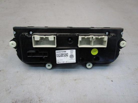 Bedienelement, Klimaanlage Heizung VW PASSAT VARIANT (365) 2.0 TDI 103 KW 3AA907044BB Bild Bedienelement, Klimaanlage Heizung VW PASSAT VARIANT (365) 2.0 TDI 103 KW 3AA907044BB