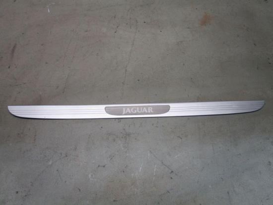 Einstiegsleiste Vorne JAGUAR X-TYPE (CF1) 2.2 D 114 KW 1X43-5413208-BC Bild Einstiegsleiste Vorne JAGUAR X-TYPE (CF1) 2.2 D 114 KW 1X43-5413208-BC