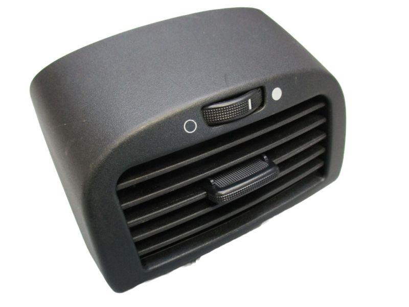 Luftdüse hinten FIAT STILO (192) 1.6 16V 76 KW LS347701 Bild Luftdüse hinten FIAT STILO (192) 1.6 16V 76 KW LS347701