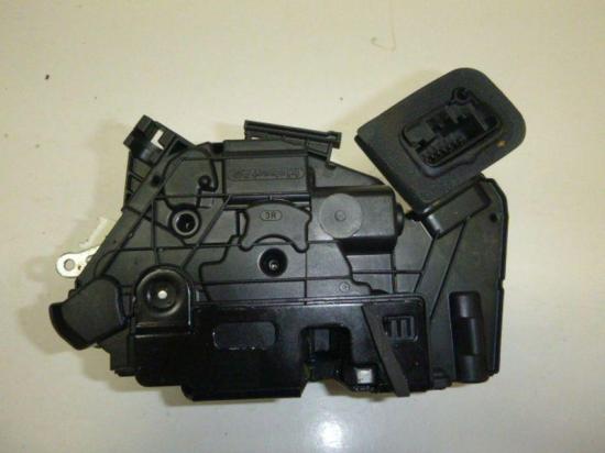 Türschloss rechts vorn VW GOLF VII VARIANT 1.4 TSI 90 KW 5K1837016E Bild Türschloss rechts vorn VW GOLF VII VARIANT 1.4 TSI 90 KW 5K1837016E