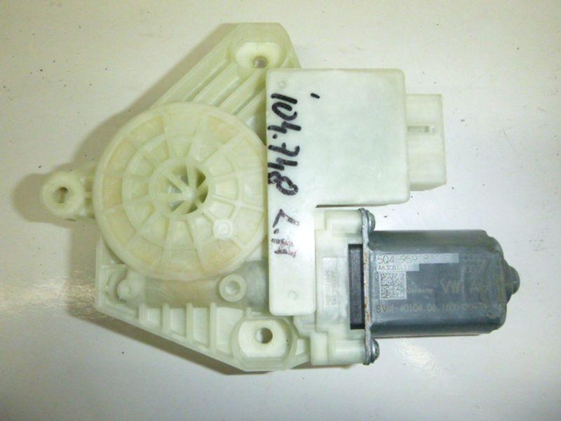 Motor Fensterheber links hinten VW GOLF VII VARIANT 1.4 TSI 90 KW 5Q4959811D Bild Motor Fensterheber links hinten VW GOLF VII VARIANT 1.4 TSI 90 KW 5Q4959811D