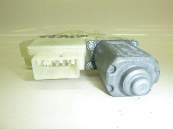 Motor Fensterheber rechts hinten VW GOLF VII VARIANT 1.4 TSI 90 KW 5Q4959812D Bild Motor Fensterheber rechts hinten VW GOLF VII VARIANT 1.4 TSI 90 KW 5Q4959812D