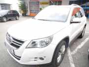 Motor Fensterheber vorne links + TÜRSTEUERGERÄT VW TIGUAN (5N_) 2.0 TDI 4MOTION 103 KW 5N0959701C