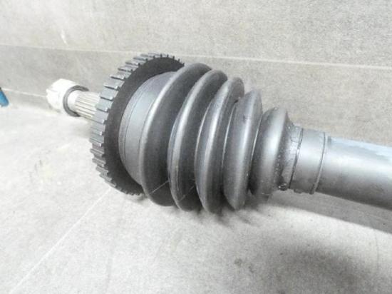 Antriebswelle rechts 206 SW 1,4l 65kw Peugeot 206 SW Kombi (Typ:2E) Bild Antriebswelle rechts 206 SW 1,4l 65kw Peugeot 206 SW Kombi (Typ:2E)