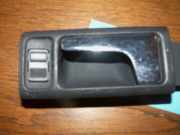 Türgriff v.r. innen m. Schalter für E-Fenster Audi 100/A6 Lim./Avant (Typ:C4/Q1)