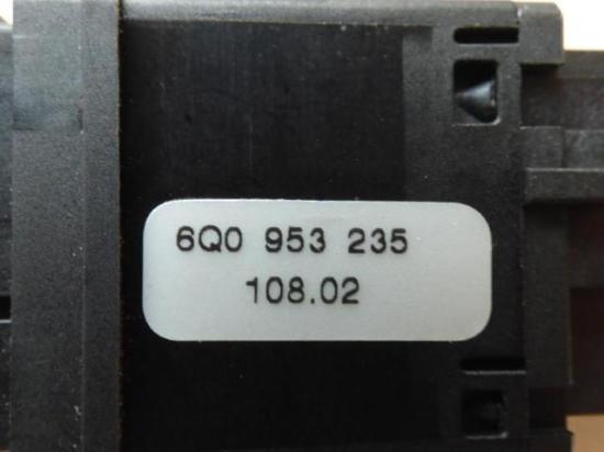 Warnblinkerschalter VW Polo IV (Typ:9N) Polo Bild Warnblinkerschalter VW Polo IV (Typ:9N) Polo