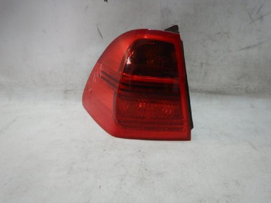 BMW 320I E90/E91 Rücklicht links, Rückleuchte links, Hecklicht links, Heckleuchte links, Schlusslicht links, Schlussleuchte links Bild BMW 320I E90/E91 Rücklicht links, Rückleuchte links, Hecklicht links, Heckleuchte links, Schlusslicht links, Schlussleuchte links 