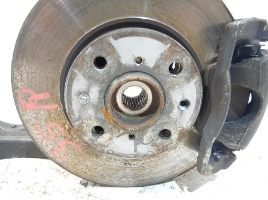Suzuki Swift IV 4 Achsschenkel vorne rechts , Federbein vorne rechts 1,5 Benzin 75 KW , Stoßdämpfer rechts , Radnabe , Bremssattel , Feder und Federbeinlager , Querlenker Bild Suzuki Swift IV 4 Achsschenkel vorne rechts , Federbein vorne rechts 1,5 Benzin 75 KW , Stoßdämpfer rechts , Radnabe , Bremssattel , Feder und Federbeinlager , Querlenker