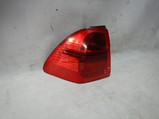 BMW 320I E90/E91 Rücklicht links, Rückleuchte links, Hecklicht links, Heckleuchte links, Schlusslicht links, Schlussleuchte links Bild BMW 320I E90/E91 Rücklicht links, Rückleuchte links, Hecklicht links, Heckleuchte links, Schlusslicht links, Schlussleuchte links 