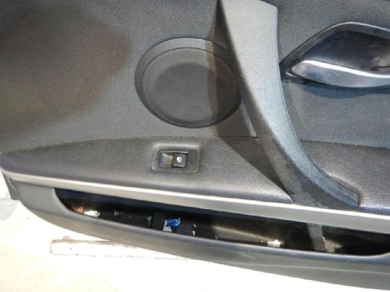 BMW 320I E90/E91 Türe vorne rechts 5-Türer mit Seitenscheibe, Fensterheber elektrisch, Türe vorne rechts, Beifahrertüre vorne rechts
Farbcode: 475 Blacksaphire Metallic Bild BMW 320I E90/E91 Türe vorne rechts 5-Türer mit Seitenscheibe, Fensterheber elektrisch, Türe vorne rechts, Beifahrertüre vorne rechts
Farbcode: 475 Blacksaphire Metallic