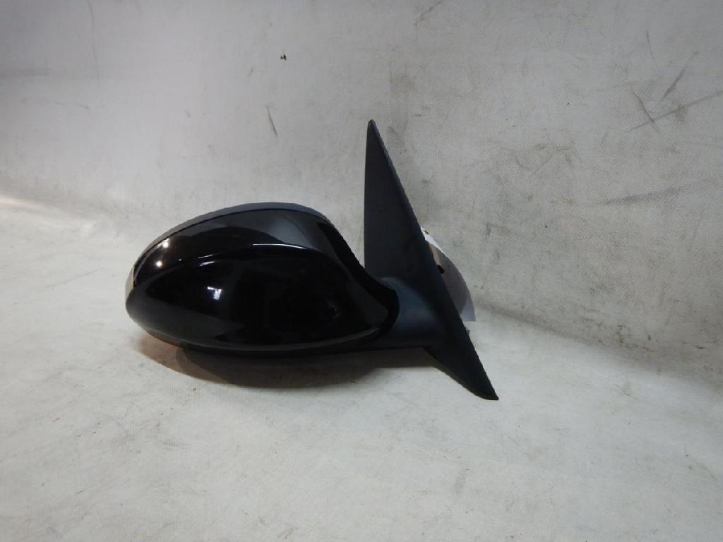 BMW 320I E90/E91 Außenspiegel rechts E1010803 mit Spiegelglas, manuell verstellbar, Spiegel rechts 
Farbcode: 475 Blacksaphire Metallic Bild BMW 320I E90/E91 Außenspiegel rechts E1010803 mit Spiegelglas, manuell verstellbar, Spiegel rechts 
Farbcode: 475 Blacksaphire Metallic