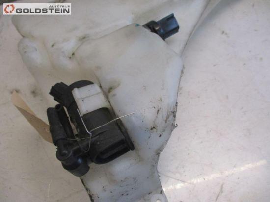 Wischwasserbehälter Waschwasserbehälter Waschwasserbehälter vorne VOLVO V50 (MW) 2.0 D 100 KW 4N5113K163AC Bild Wischwasserbehälter Waschwasserbehälter Waschwasserbehälter vorne VOLVO V50 (MW) 2.0 D 100 KW 4N5113K163AC