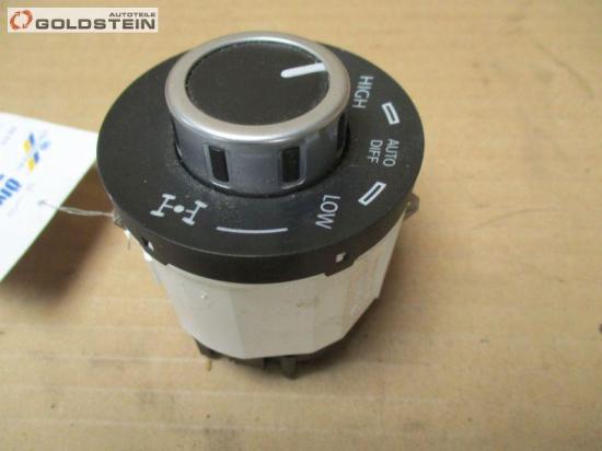 Schalter Differential Diferentialsperre VW TOUAREG (7LA, 7L6, 7L7) 3.0 V6 TDI 165 KW 7L6941435R Bild Schalter Differential Diferentialsperre VW TOUAREG (7LA, 7L6, 7L7) 3.0 V6 TDI 165 KW 7L6941435R
