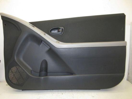 Türverkleidung vorne rechts Schwarz Grau Fensterheber TOYOTA YARIS (_P9_) 1.0 VVT-I 51 KW 676100D440 Bild Türverkleidung vorne rechts Schwarz Grau Fensterheber TOYOTA YARIS (_P9_) 1.0 VVT-I 51 KW 676100D440